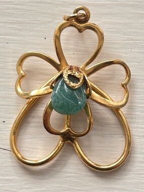 Vintage gold tone angel with Jade stone pendant